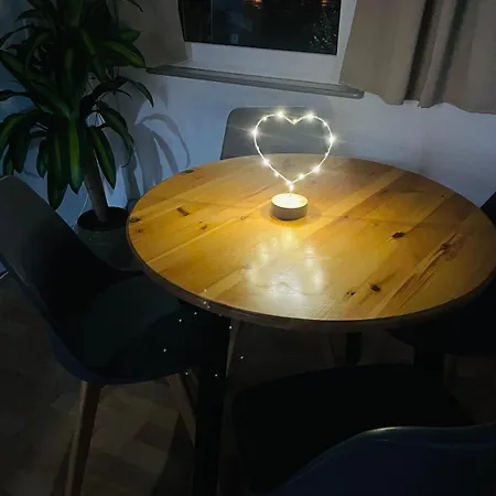 Rheinromantik Mit Blick Auf Burg Katz, Bis 4p * Sankt Goar